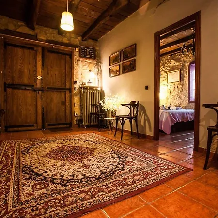Caserio Larrabide Chalet