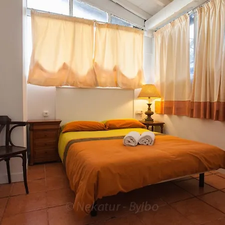 Caserio Larrabide Chalet *