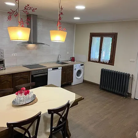 Caserio Larrabide Chalet