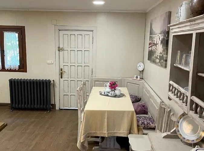 Chalet Caserio Larrabide *