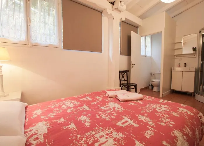 Caserio Larrabide * Pasai San Pedro