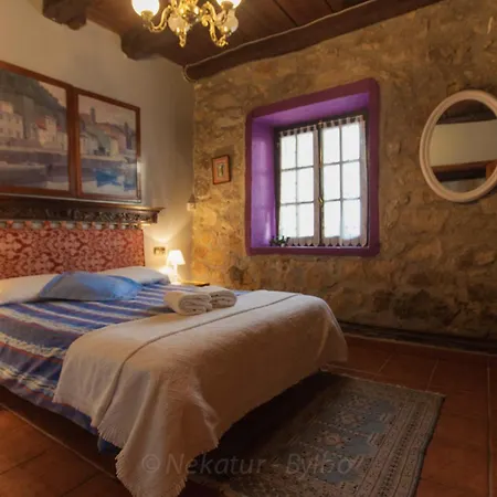 Caserio Larrabide パサイ・サン・ペドロ